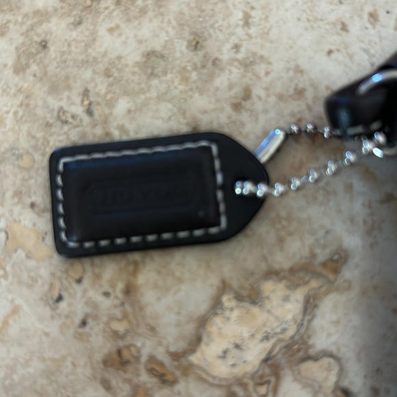 COACH WRISTLET - Picture 4 of 5